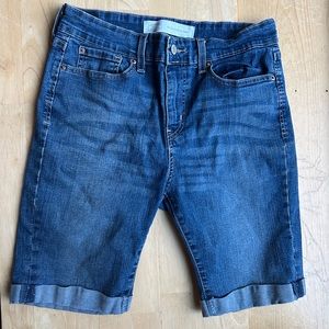 Signature by Levi Strauss & Co. Women's Mid-Rise Shorts